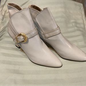 Proxy Tan Booty With Gold Tone Hardware